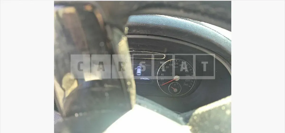 Photo 2 of 18: 2018 Kia Sorento — Korean insurance auction