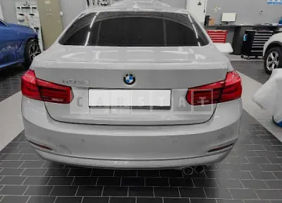Photo 1 of 9: 2016 BMW 320d, VIN WBA8C5108GK635338 — Korean insurance auction