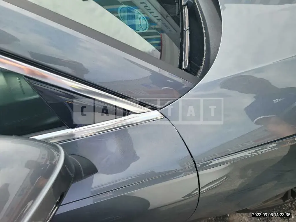 Photo 2 of 43: 2019 Audi A4 40 TFSI, VIN WAUZZZF43KN022413 — Korean insurance auction