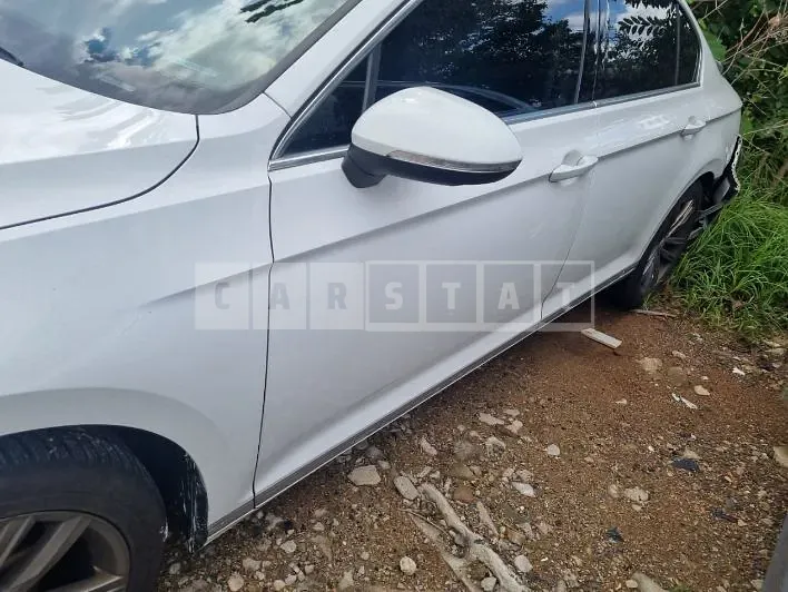 Photo 2 of 45: 2018 Volkswagen Passat GT 2.0 TDI, VIN WVWZZZ3CZJE118257 — Korean insurance auction