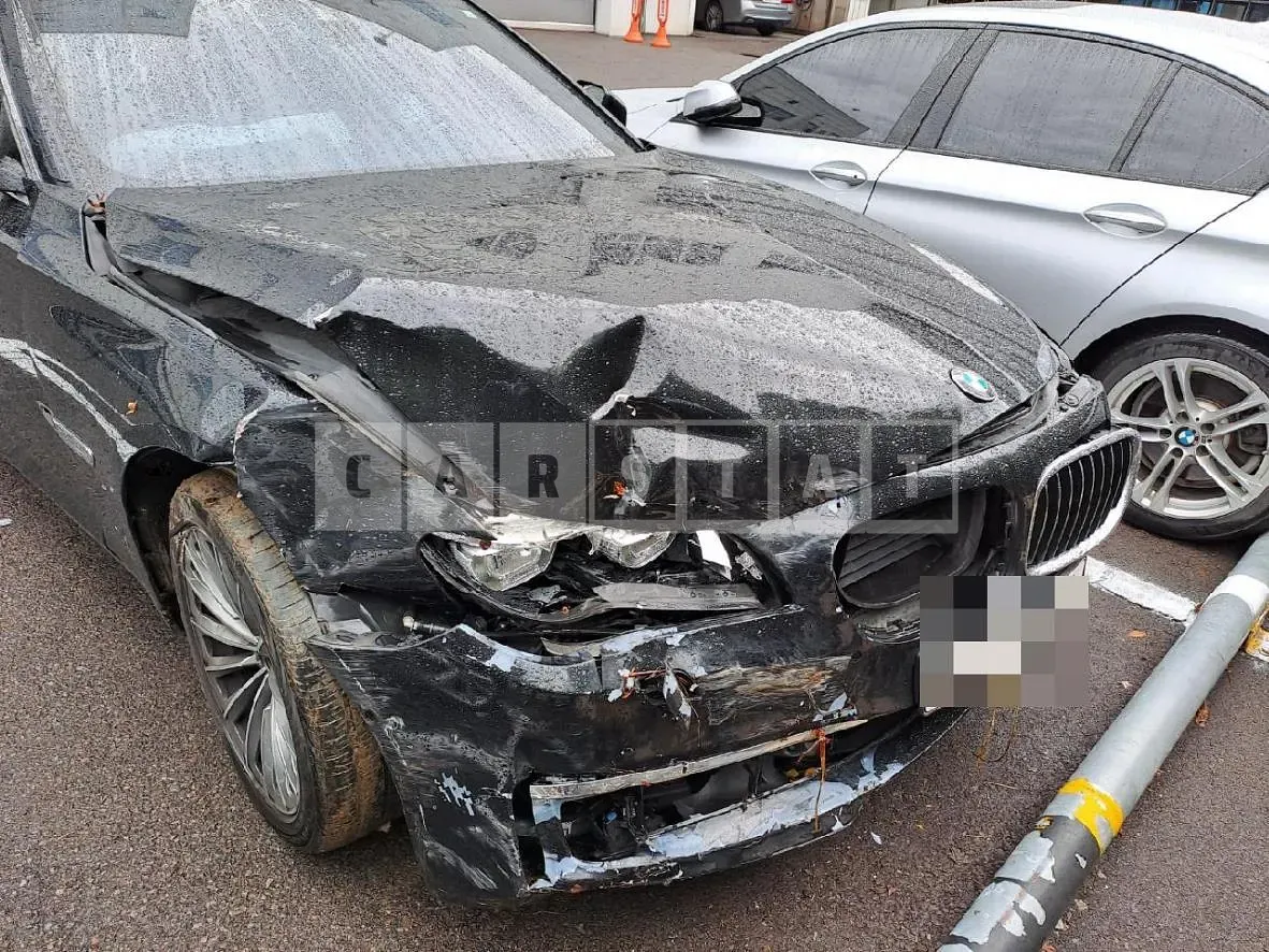 Photo 2 of 30: 2015 BMW 740d xDrive — Korean insurance auction