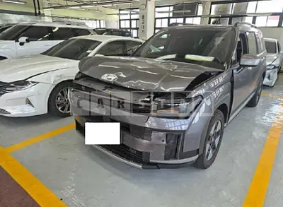 Photo 1 of 31: 2025 Hyundai Santa Fe — Korean insurance auction