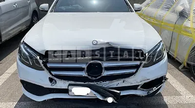 Photo 1 of 30: 2017 Mercedes-Benz E 200, VIN WDDZF4CBXHA114853 — Korean insurance auction