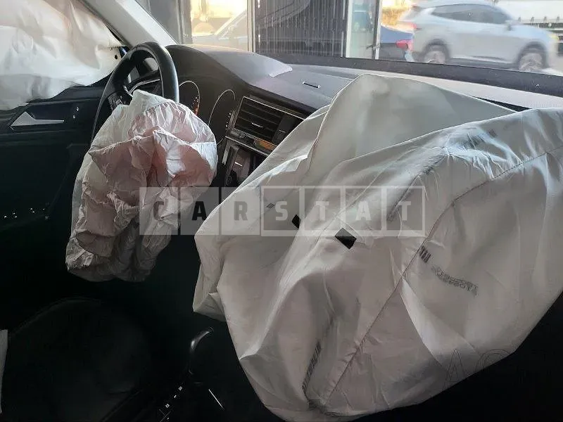 Photo 2 of 6: 2018 Volkswagen Tiguan 2.0 TDI, VIN WVGZZZ5NZJW938584 — Korean insurance auction