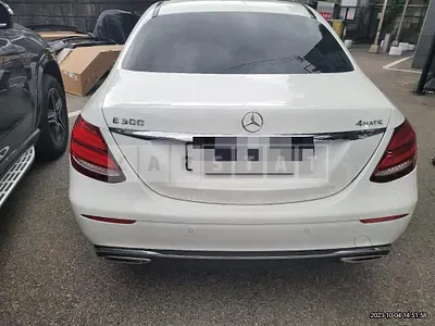 Photo 1 of 11: 2019 Mercedes-Benz E 300 4Matic — Korean insurance auction