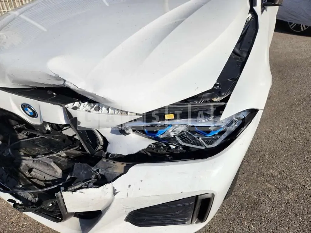 Photo 2 of 29: 2022 BMW i4 M50 — Korean insurance auction