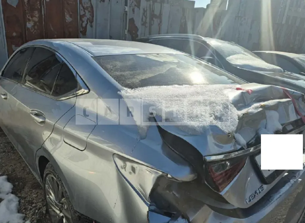 Photo 2 of 36: 2022 Lexus ES300h — Korean insurance auction