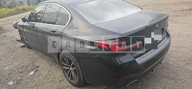 Photo 2 of 11: 2022 BMW 520i — Korean insurance auction