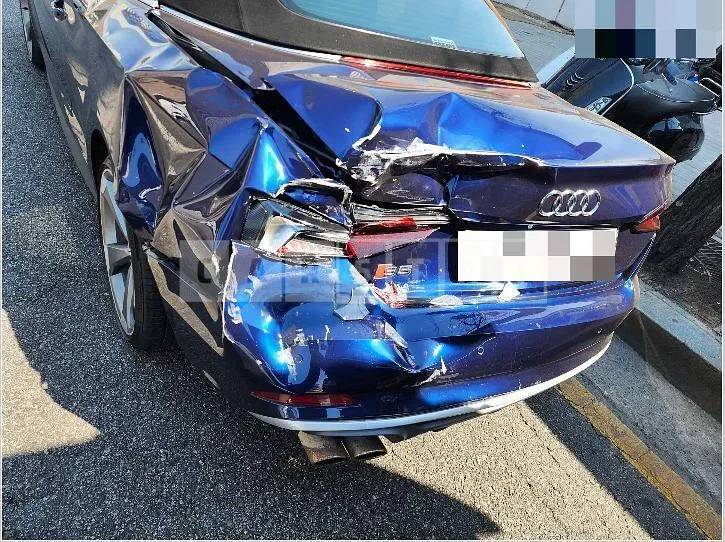 Photo 2 of 9: 2019 Audi A5 Cabriolet 45 TFSI Quatt, VIN WAUZZZF57KN010922 — Korean insurance auction