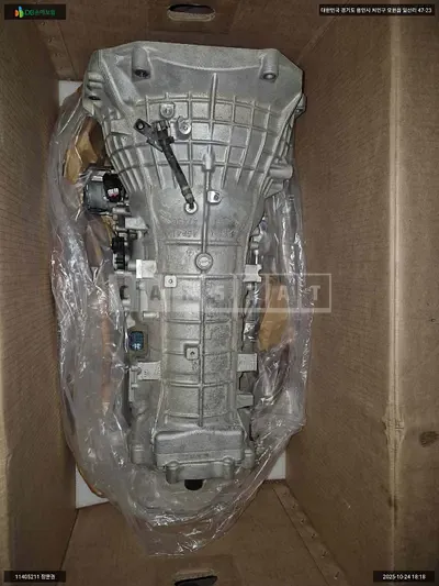 Photo 1 of 1: 2021 Genesis Mission GV70 Mission, VIN KMTMB81ADNU050467 — Korean insurance auction