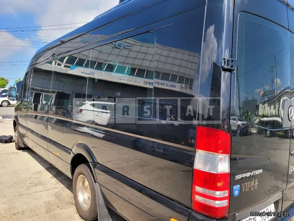 Photo 2 of 14: 2018 Mercedes-Benz Sprinter, VIN WDB906657JP624803 — Korean insurance auction