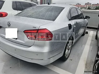 Photo 1 of 32: 2015 Volkswagen Passat 2.0 TDI — Korean insurance auction