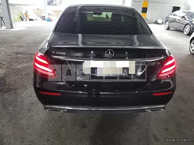 Photo 1 of 29: 2016 Mercedes-Benz E200, VIN WDDZF4CB5HA120558 — Korean insurance auction