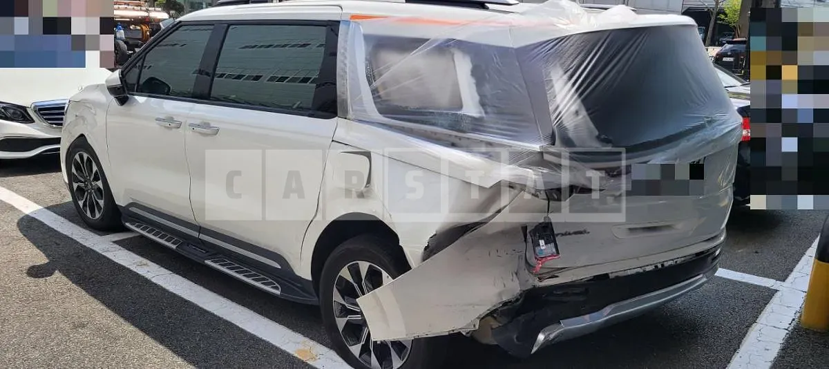 Photo 2 of 29: 2021 Kia Carnival 2.2, VIN KNANC81BBMS078559 — Korean insurance auction