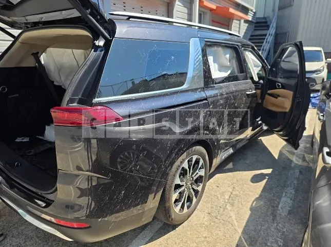 Photo 2 of 21: 2021 Kia Carnival Limousine — Korean insurance auction