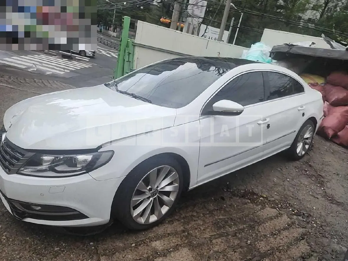 Photo 2 of 12: 2015 Volkswagen CC 2.0 TDI Blue Motion — Korean insurance auction