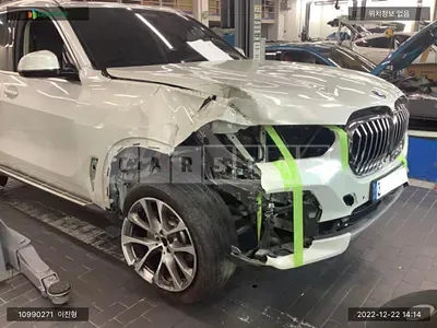 Photo 1 of 13: 2020 BMW X5 xDrive 30d Xline (7 -Seater), VIN WBACV6102L9D31808 — Korean insurance auction