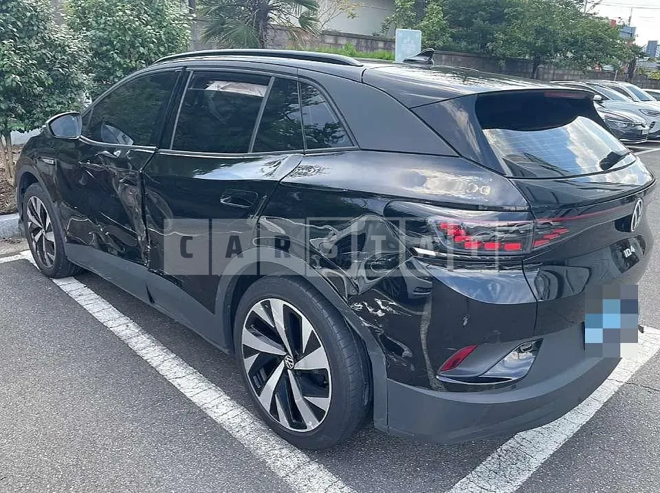 Photo 2 of 10: 2023 Volkswagen ID.4 Pro — Korean insurance auction