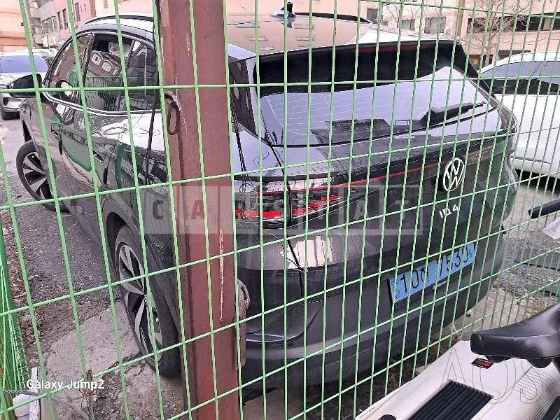 Photo 2 of 14: 2022 Volkswagen ID.4 Pro, VIN WVGZZZE2ZNP043937 — Korean insurance auction
