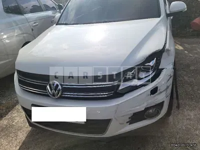 Photo 1 of 14: 2015 Volkswagen Tiguan 2.0 TDI Blue Motion, VIN WVGZZZ5NZFW564133 — Korean insurance auction