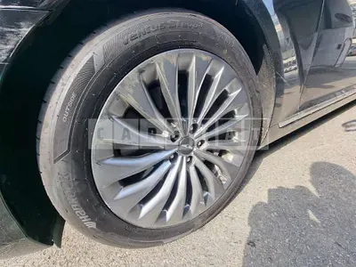 Photo 1 of 4: 2016 Mercedes-Benz (parts) EQ900 Wheel, Headlamp — Korean insurance auction