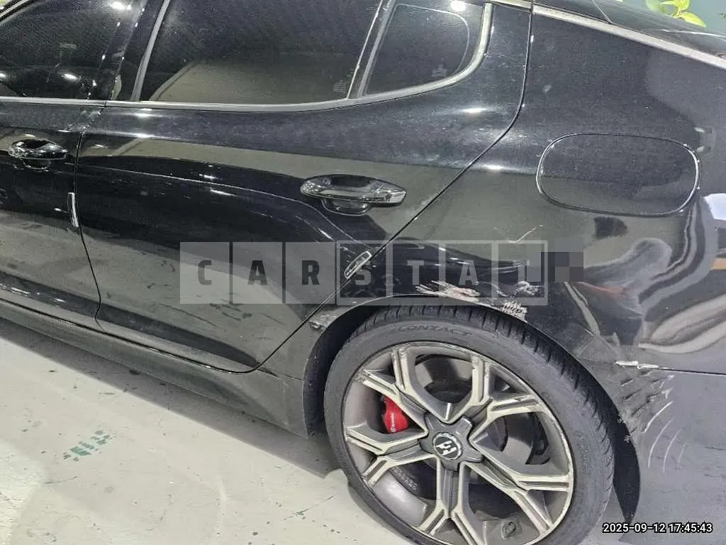 Photo 2 of 3: 2017 Kia (part) Stinger Wheel — Korean insurance auction