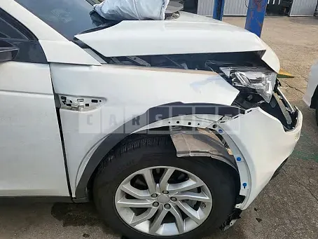 Photo 2 of 14: 2018 Land Rover Discovery Sports 2.0d, VIN SALCA2BN4JH763679 — Korean insurance auction