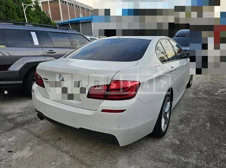 Photo 2 of 18: 2016 BMW 520d xDrive — Korean insurance auction