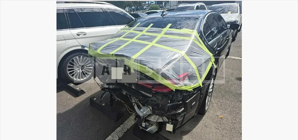 Photo 2 of 10: 2022 BMW 530e — Korean insurance auction