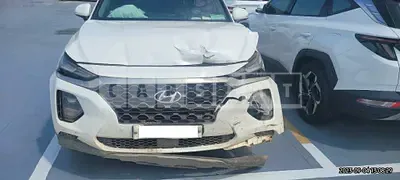 Photo 1 of 17: 2019 Hyundai Santa Fe, VIN KMHS381ADKU168779 — Korean insurance auction