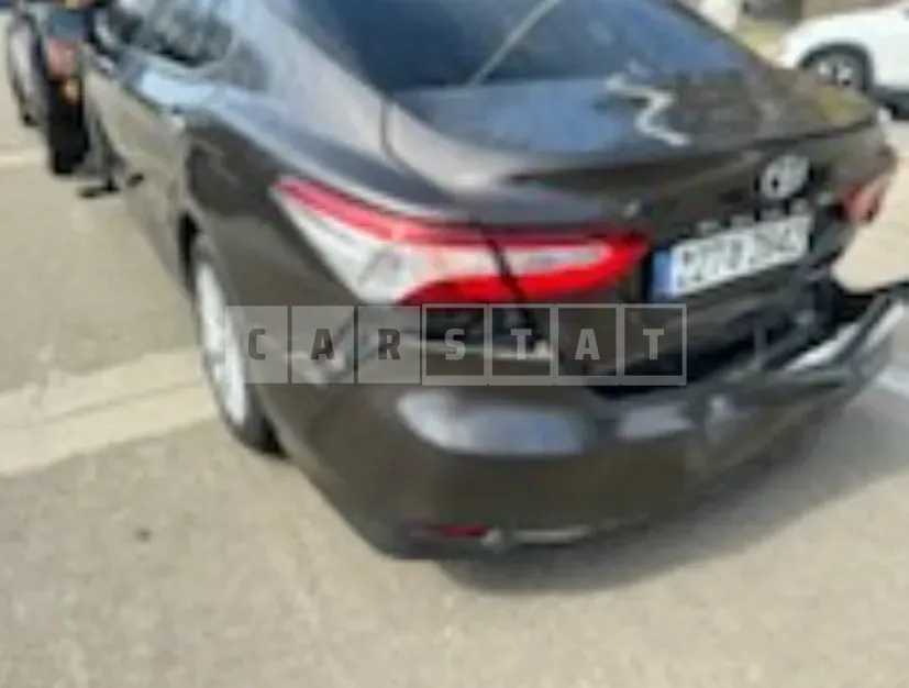 Photo 2 of 17: 2021 Toyota Camry Hybrid The — Korean insurance auction
