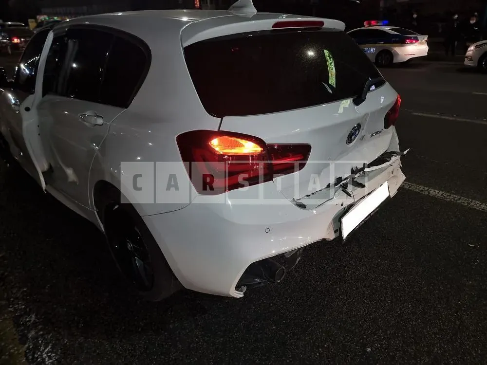 Photo 2 of 5: 2018 BMW 118d, VIN WBA1S5109J5L13849 — Korean insurance auction