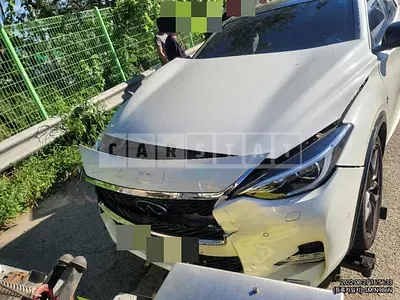 Photo 1 of 15: 2017 Infiniti Q30, VIN SJKCH53EXHA055066 — Korean insurance auction