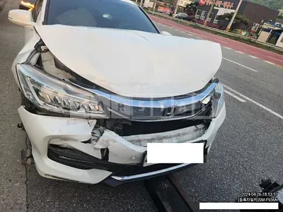 Photo 1 of 6: 2017 Honda Accord 2.4 — Korean insurance auction