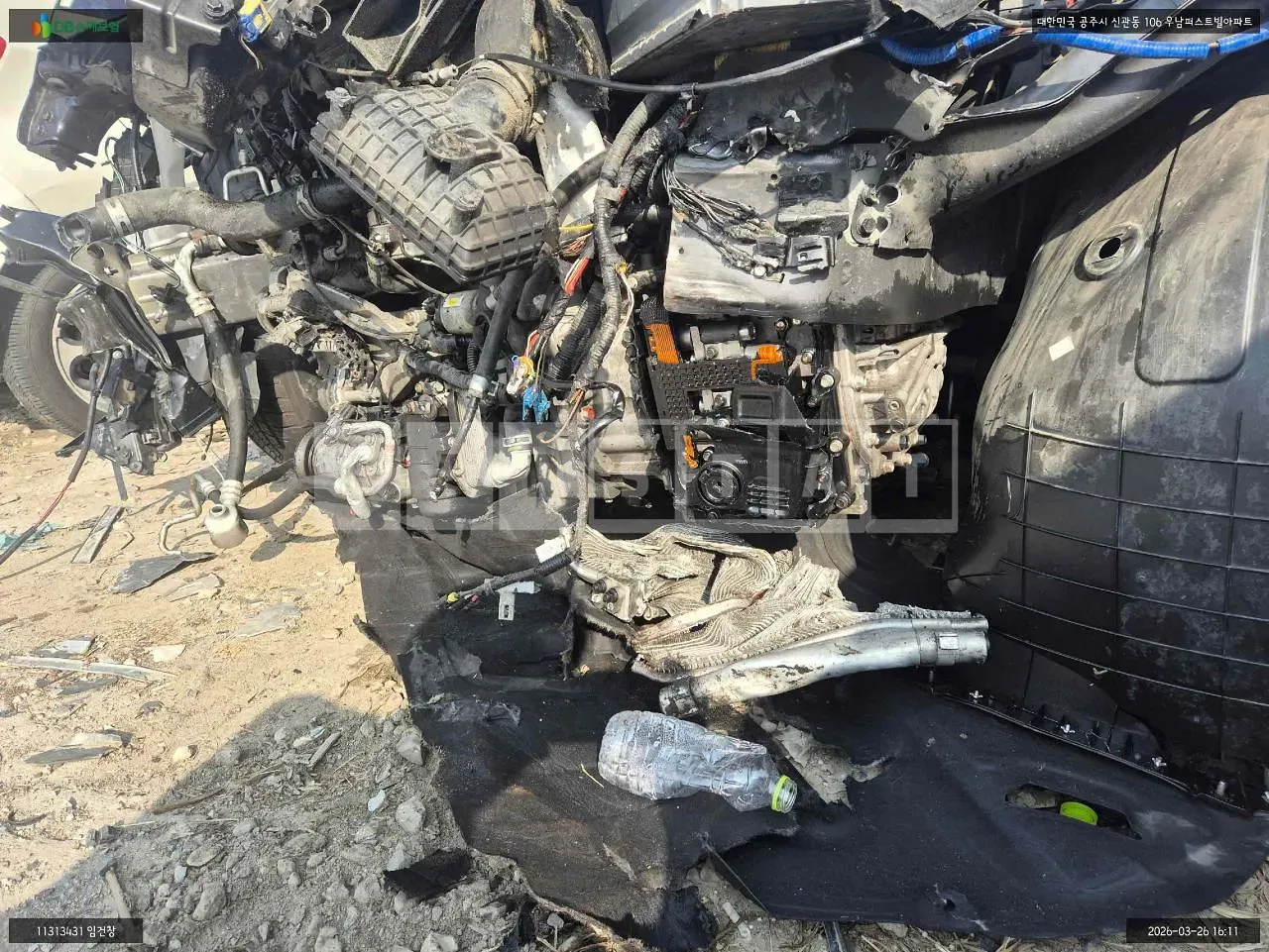 Photo 2 of 23: 2019 Hyundai Tucson, VIN KMHJ381ADLU192588 — Korean insurance auction
