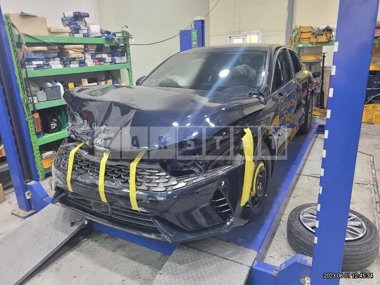 Photo 2 of 16: 2020 Kia K5 Hybrid, VIN KNAG341JBLA001774 — Korean insurance auction