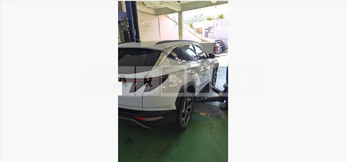 Photo 2 of 39: 2022 Hyundai Tucson NX4 — Korean insurance auction