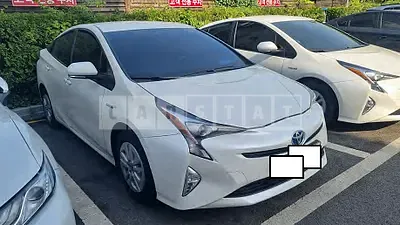 Photo 1 of 15: 2017 Toyota Prius, VIN JTDKBRFU4H3535277 — Korean insurance auction