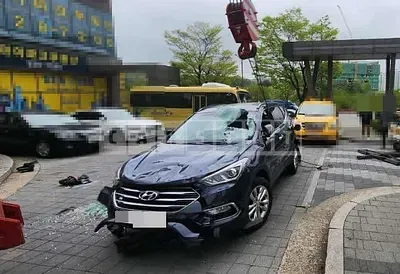 Photo 1 of 9: 2018 Hyundai Santa Fe 2.0T, VIN KMHSW81ABJU865995 — Korean insurance auction