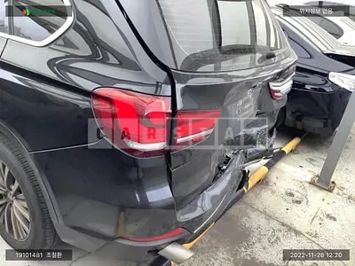 Photo 1 of 10: 2017 BMW X5 xDrive30d, VIN WBAKS4101H0R88973 — Korean insurance auction