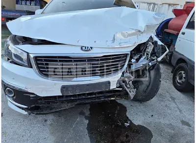 Photo 1 of 20: 2017 Kia Carnival — Korean insurance auction