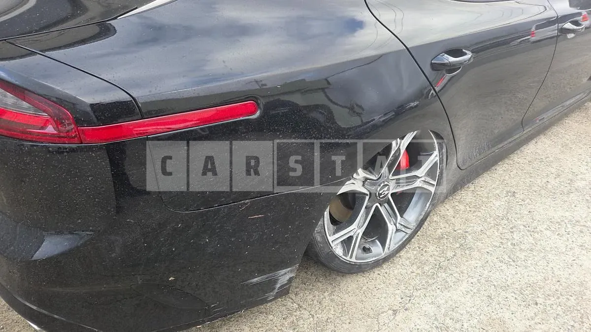 Photo 2 of 13: 2019 Kia Stinger — Korean insurance auction