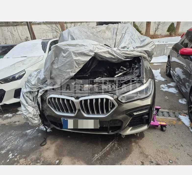 Photo 2 of 13: 2021 BMW X6 xDrive40i — Korean insurance auction