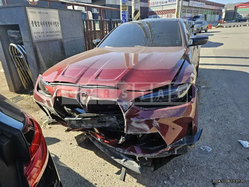 Photo 2 of 10: 2023 BMW M4 Competition M xDrive — Korean insurance auction