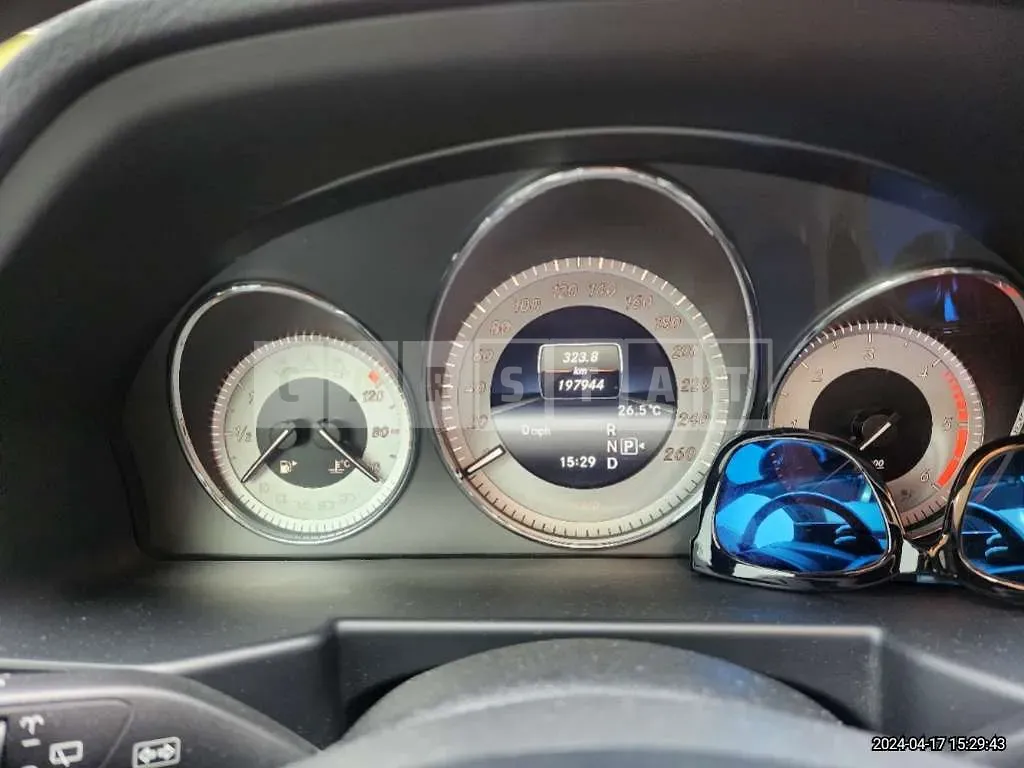 Photo 2 of 16: 2015 Mercedes-Benz GLK220 CDI 4Matic — Korean insurance auction