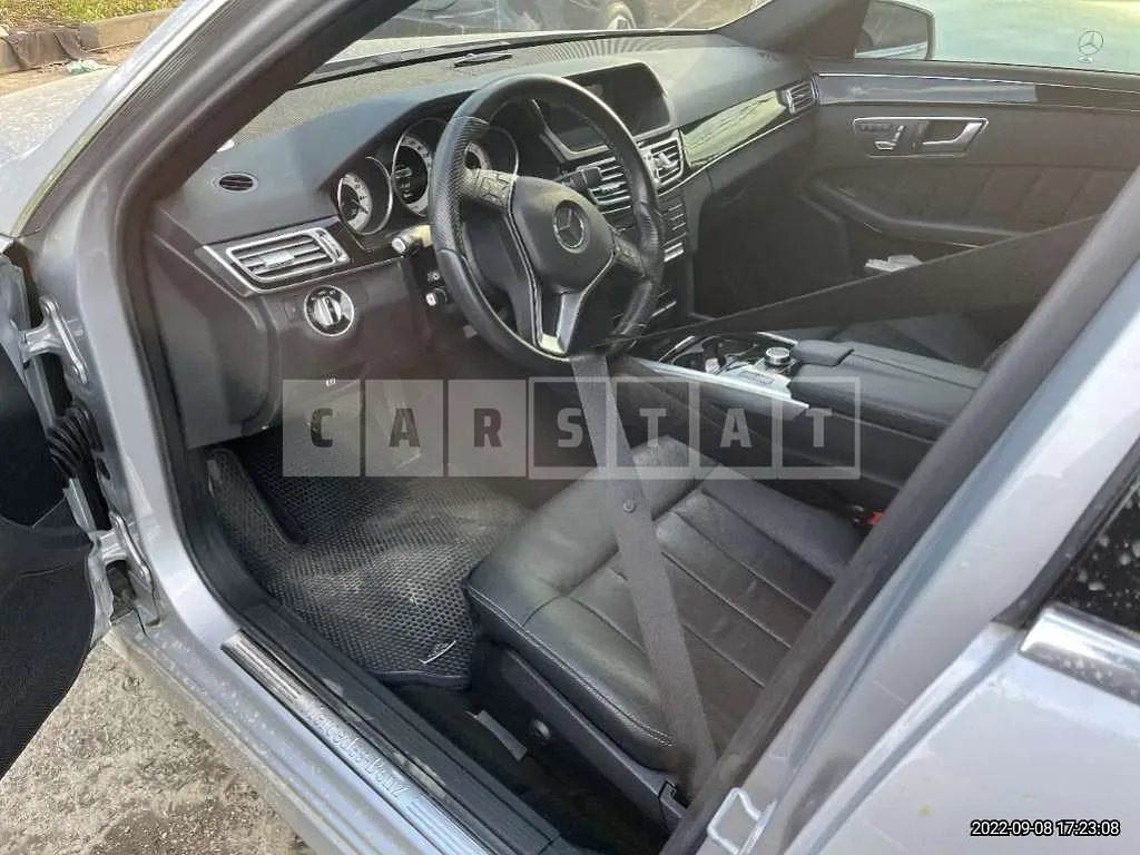 Photo 2 of 10: 2016 Mercedes-Benz E220 BlueTec, VIN WDDHF0ABXGB314941 — Korean insurance auction