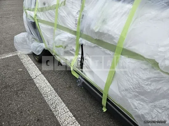 Photo 2 of 22: 2025 Mercedes-Benz EQA250 — Korean insurance auction