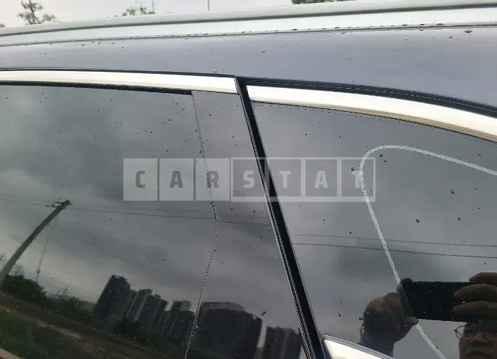 Photo 2 of 22: 2021 Kia Sorento — Korean insurance auction