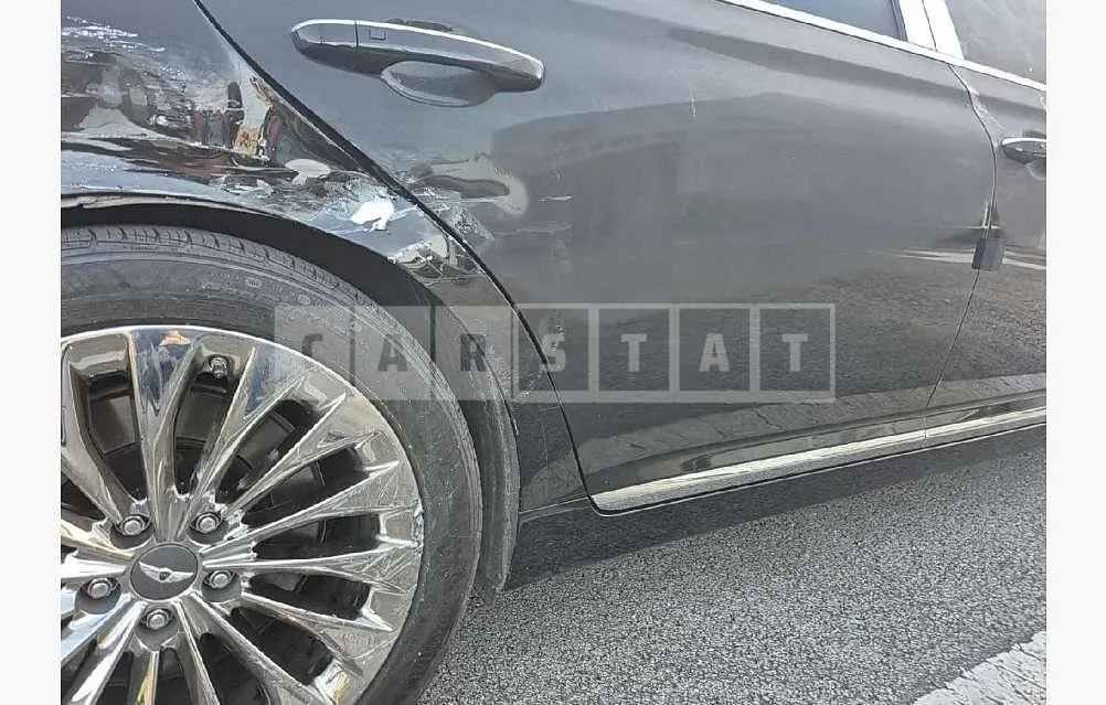 Photo 2 of 16: 2016 Genesis EQ900 — Korean insurance auction