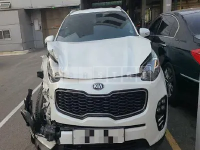 Photo 1 of 15: 2016 Kia Sportage 2.0, VIN KNAPN813BHK211616 — Korean insurance auction